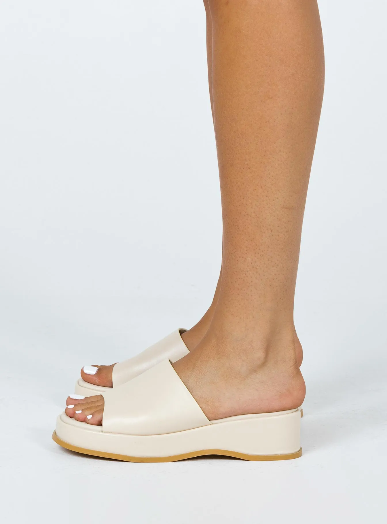 Joskaa Bayshore Sandals Beige