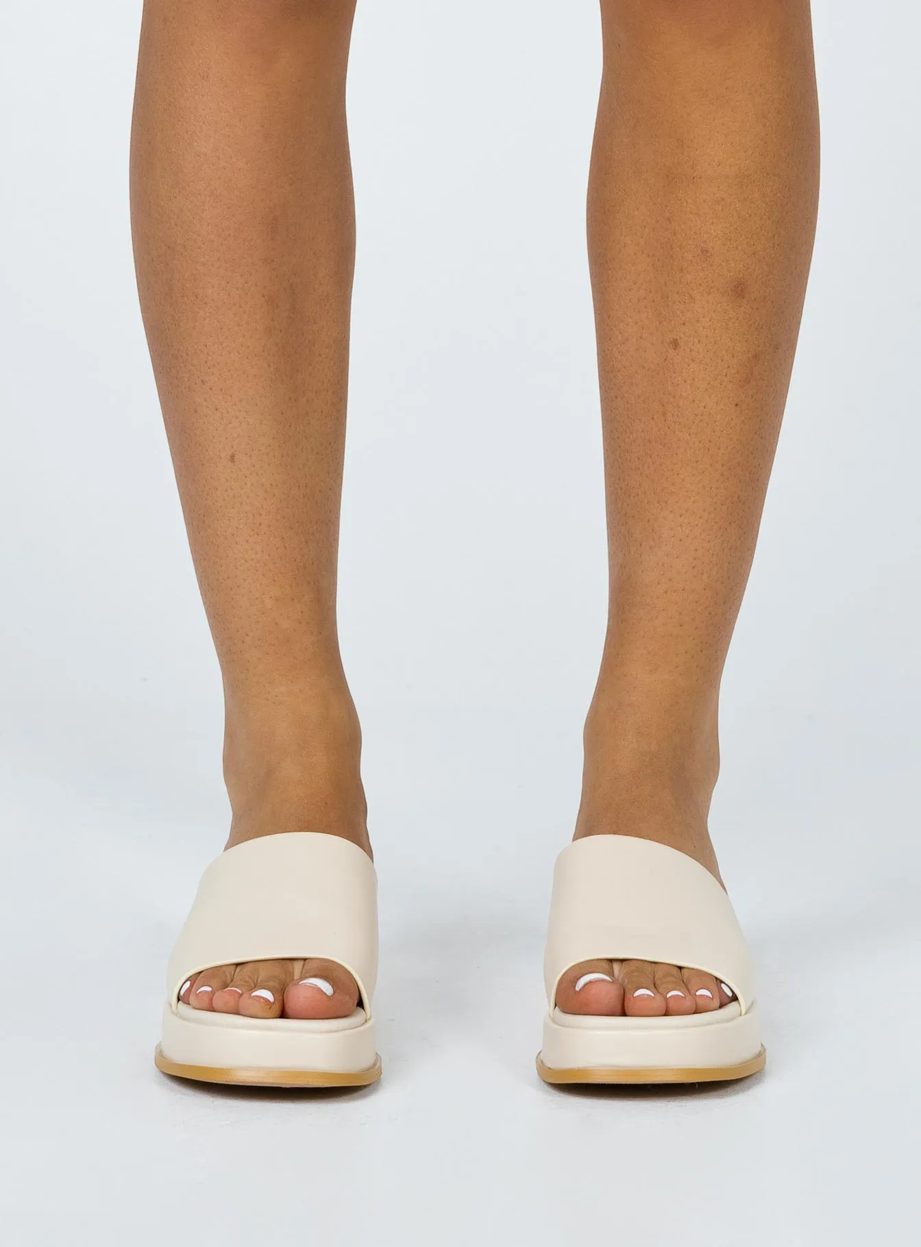 Joskaa Bayshore Sandals Beige