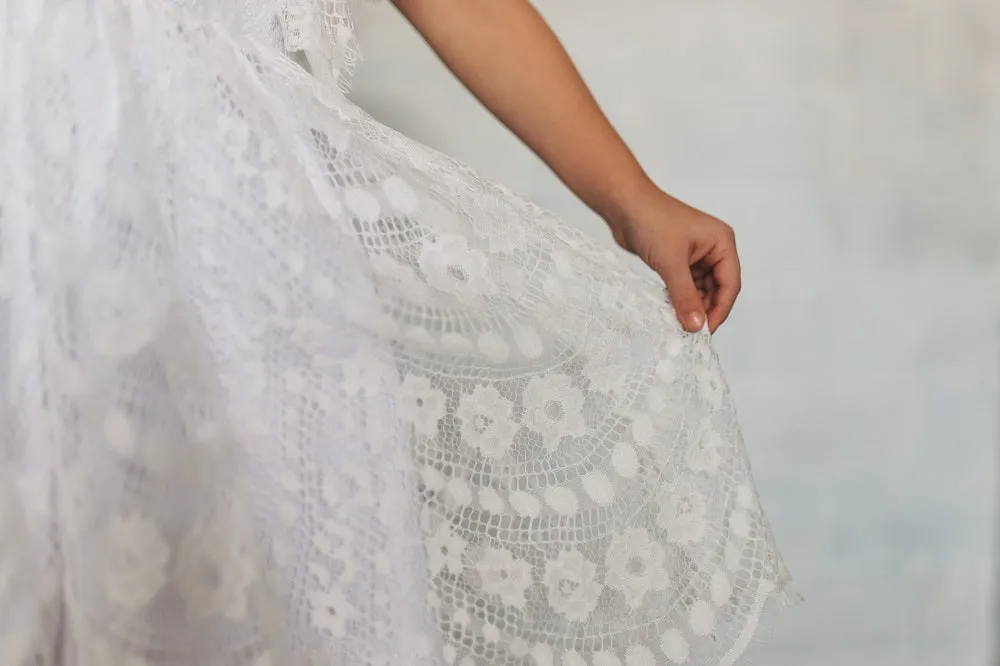 Little Girl's Ivory Floral Chantilly Lace Scalloped Hem Special Occasion Dress