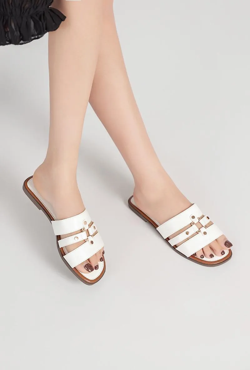 STUDDED CAGED SANDALS FAUX LEATHER FLAT SANDALS IN WHITE