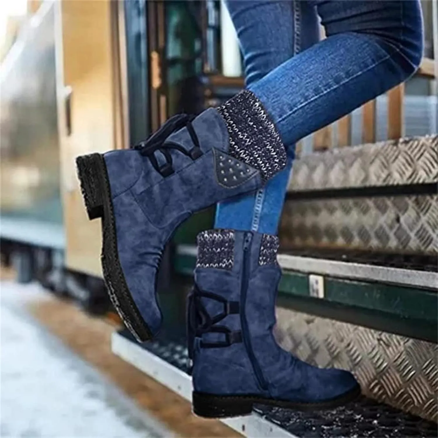 Women's Snow Boots Winter Warm Round Toe Lace Up Boot Western Platform Cowboy Boots Hiking Booties Non Slip Outdoor Mid Calf Boots Shoes