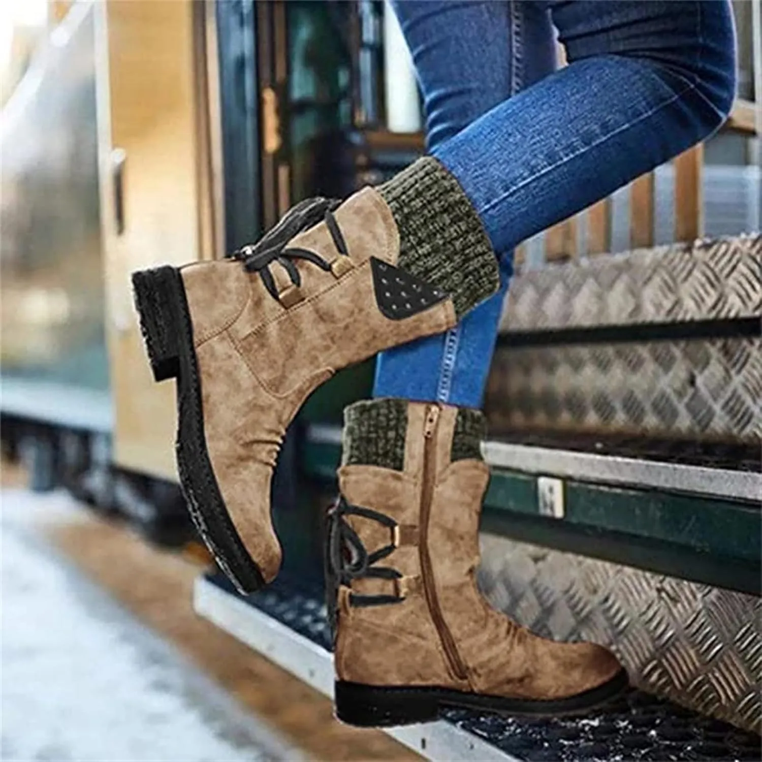 Women's Snow Boots Winter Warm Round Toe Lace Up Boot Western Platform Cowboy Boots Hiking Booties Non Slip Outdoor Mid Calf Boots Shoes