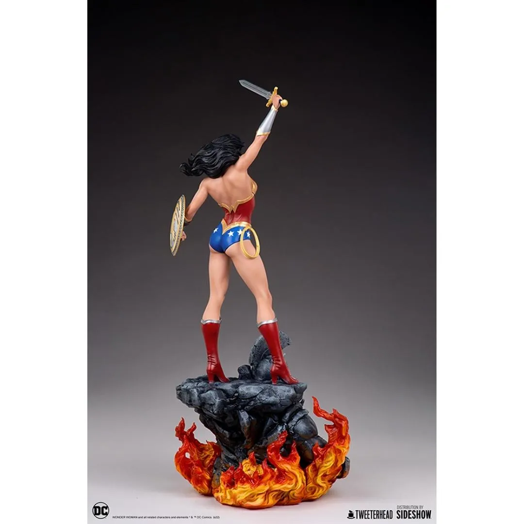 Wonder Woman Sixth Scale Maquette by Tweeterhead