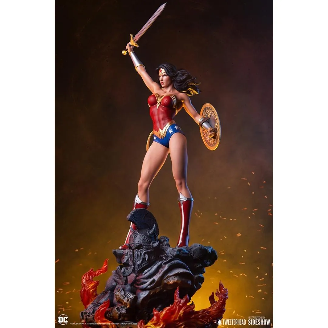 Wonder Woman Sixth Scale Maquette by Tweeterhead