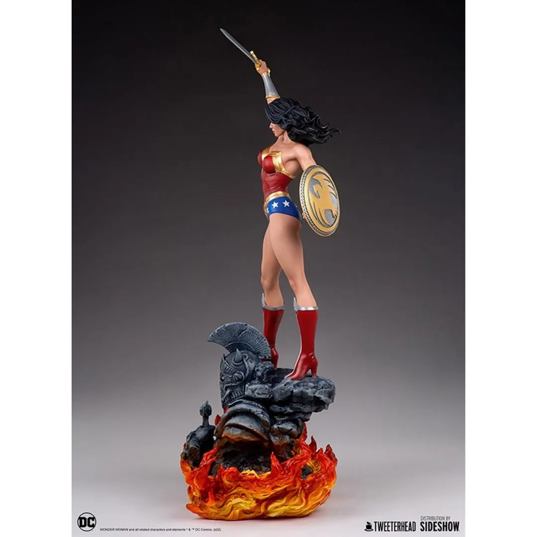 Wonder Woman Sixth Scale Maquette by Tweeterhead