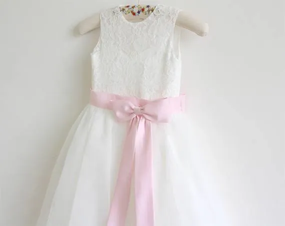 Wonderful Lace & Tulle Jewel Neckline knee-length A-line Flower Girl Dresses FD012