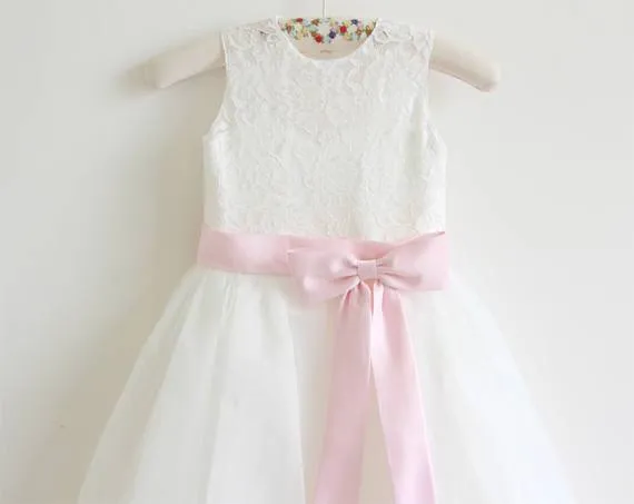 Wonderful Lace & Tulle Jewel Neckline knee-length A-line Flower Girl Dresses FD012